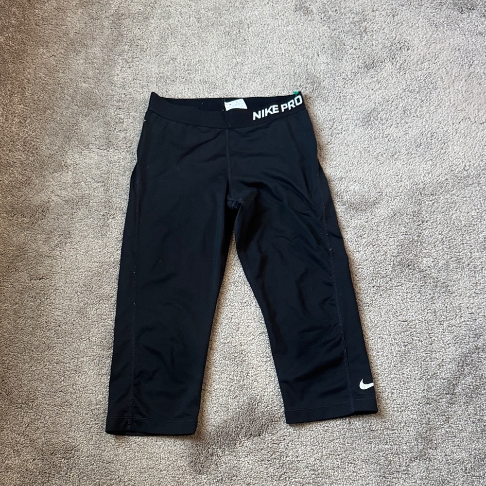 Nike Pro Black Dri-FIT Compression Cropped Capri Leggings SIZE M
